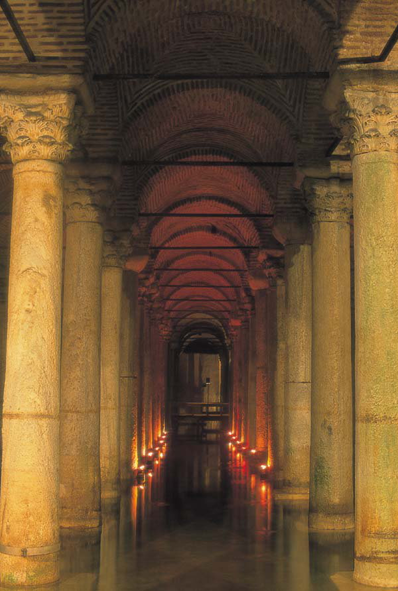 Yerebatan underground basilica cistern in Istanbul